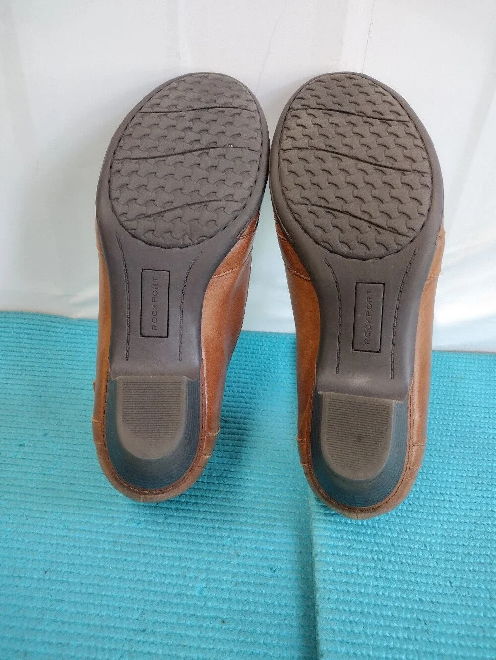 Rockport Women's Leather T-Strap Shoes Vintage Style Pump Low Heel Straps 8.5